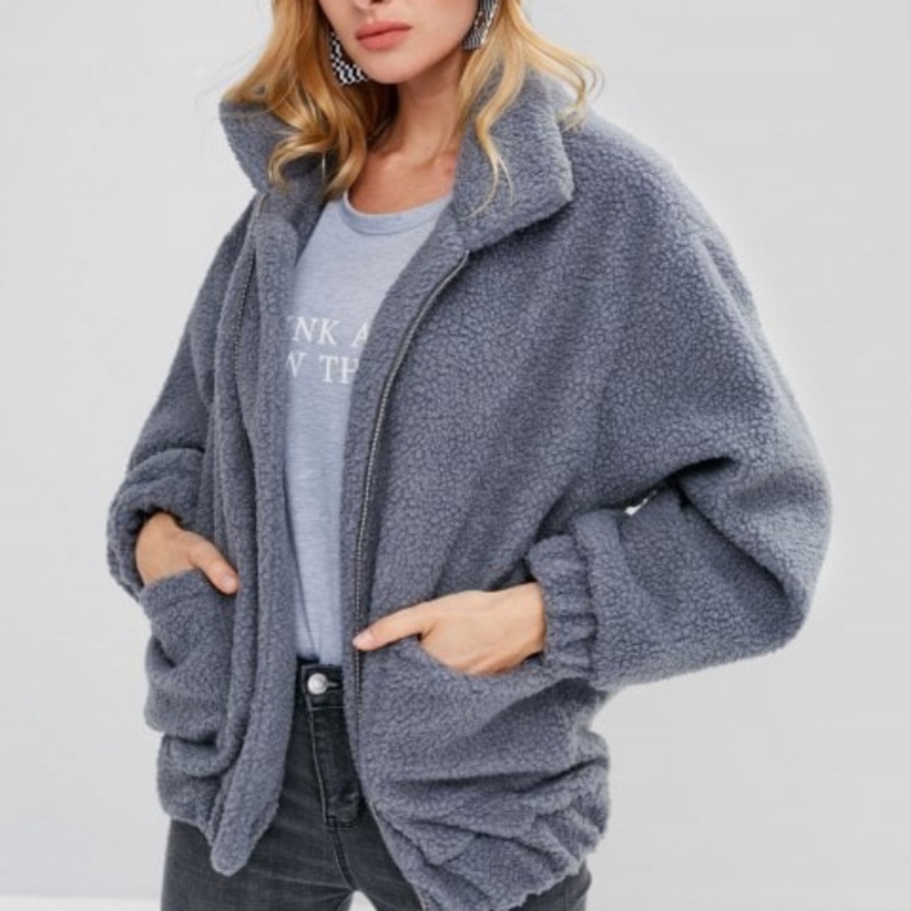 💙Blue fuzzy jacket!